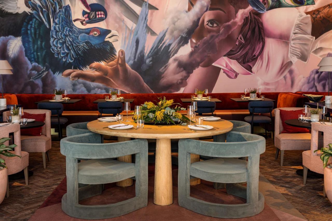 Virgin Hotels Единбург Екстериор снимка Interior of the restaurant